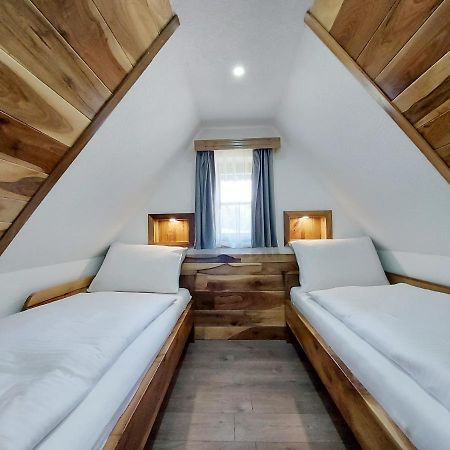 Bed and Breakfast Etno Boutique à Plitvička Jezera Extérieur photo