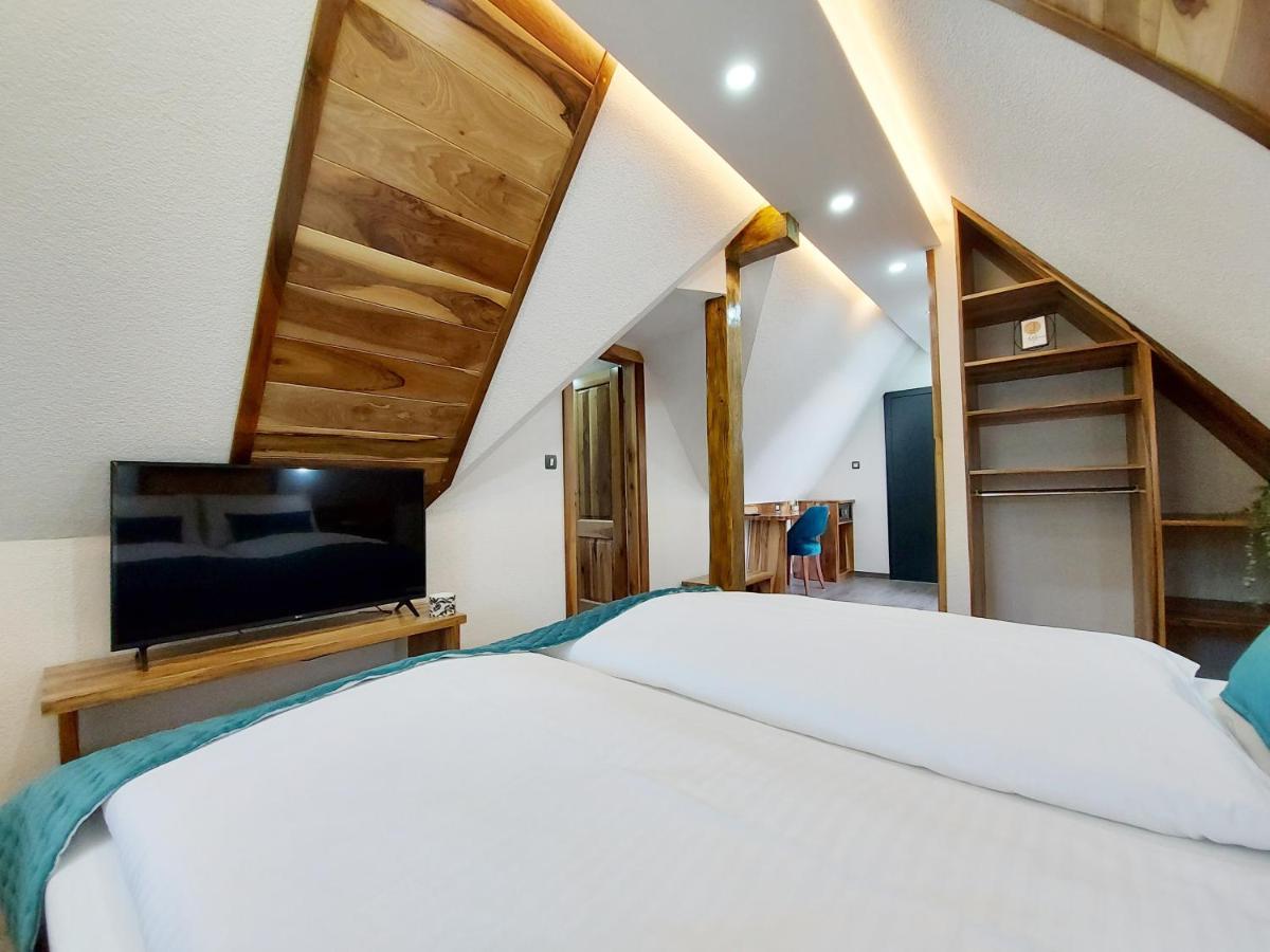 Bed and Breakfast Etno Boutique à Plitvička Jezera Extérieur photo